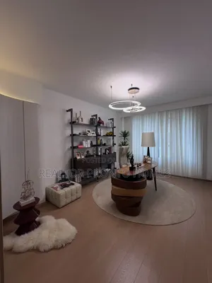 5bdrm Apartment in Kilimani, Hurlingham for sale