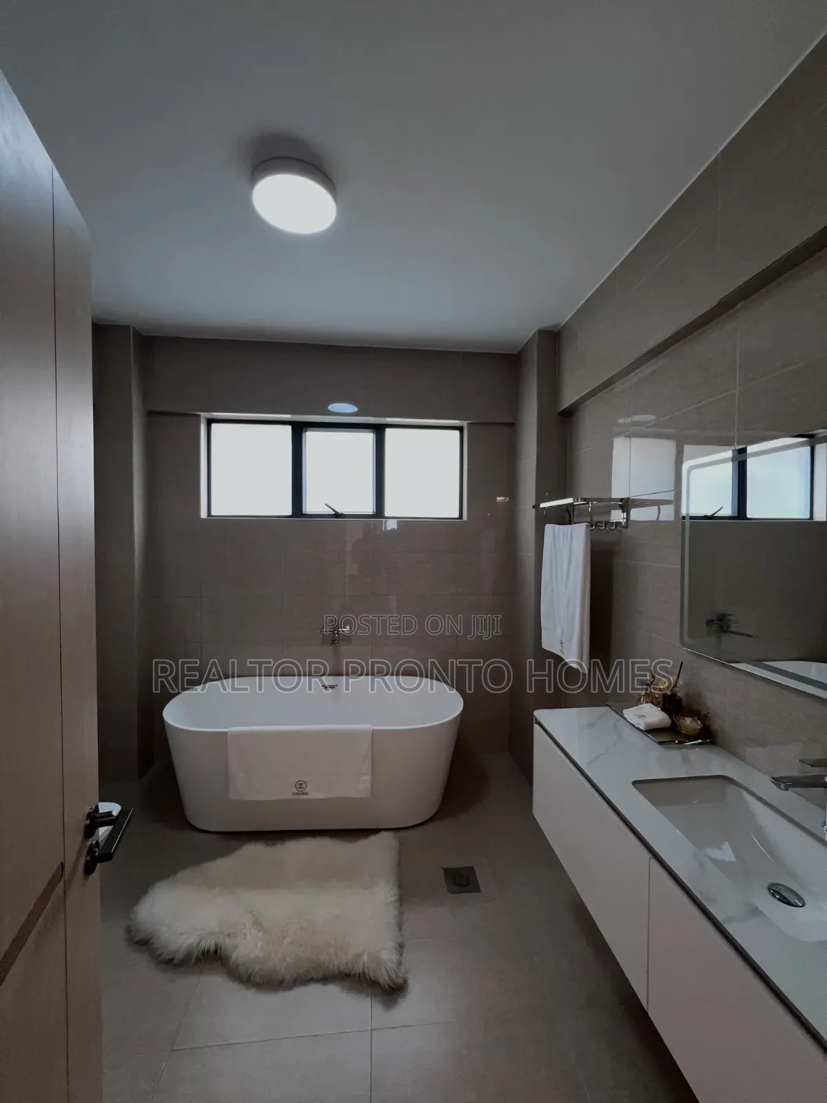 5bdrm Apartment in Kilimani, Hurlingham for sale