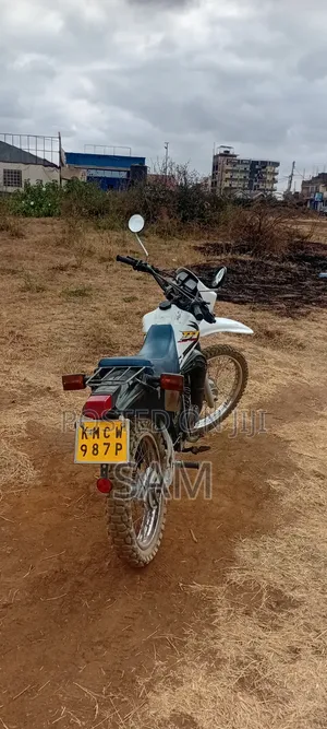 Yamaha DT175 2010 White