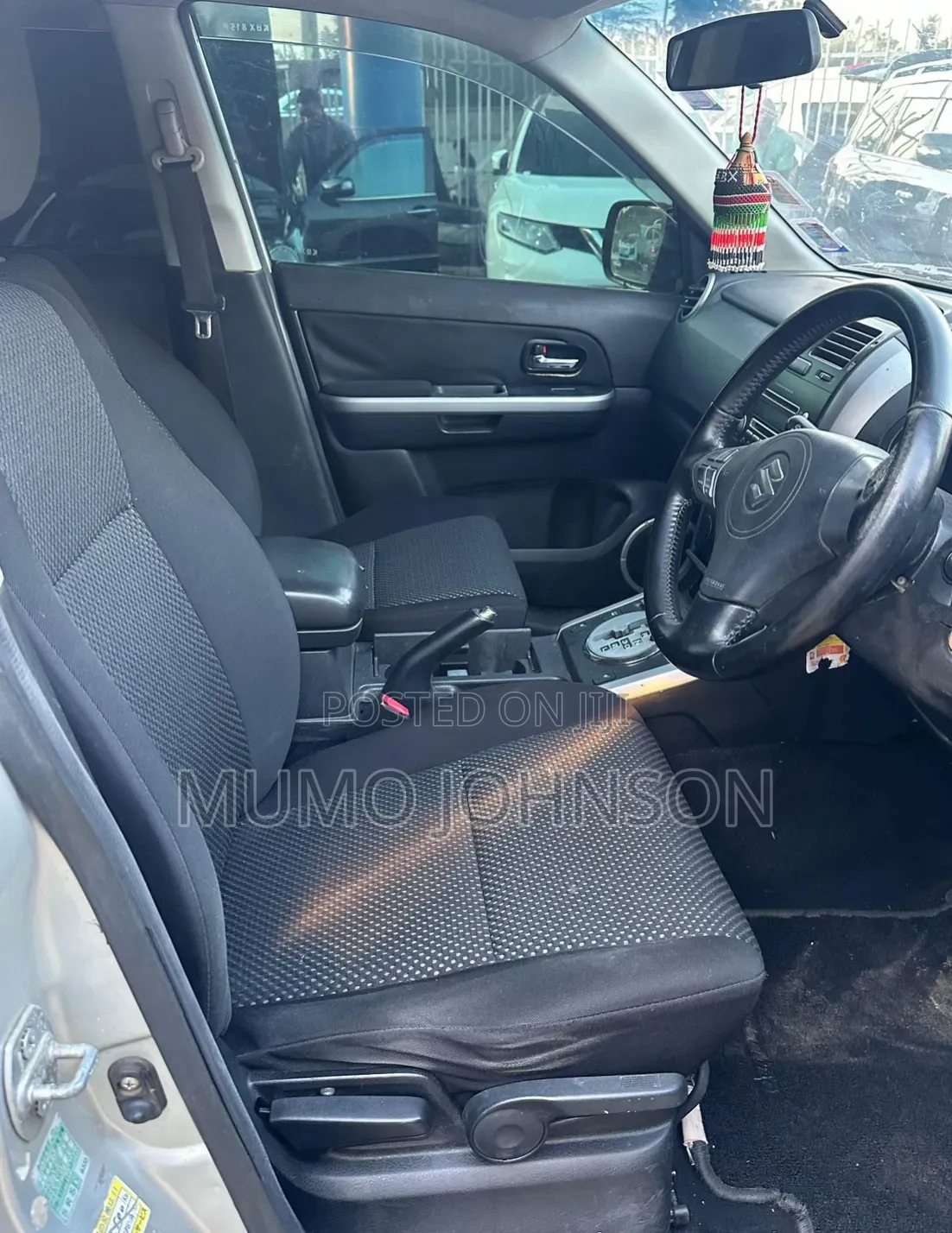 Suzuki Escudo 2009 Silver