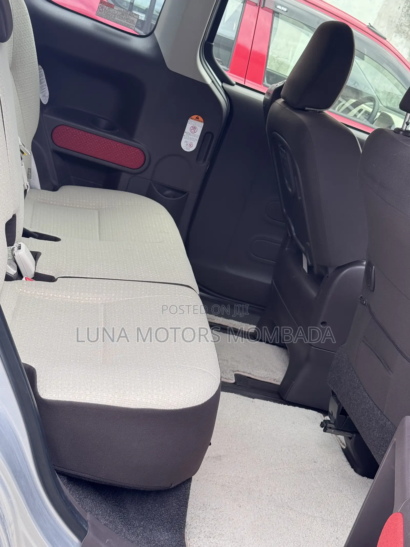 Toyota Porte 2019 Silver
