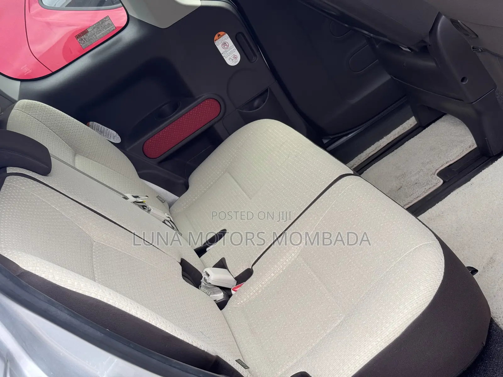 Toyota Porte 2019 Silver