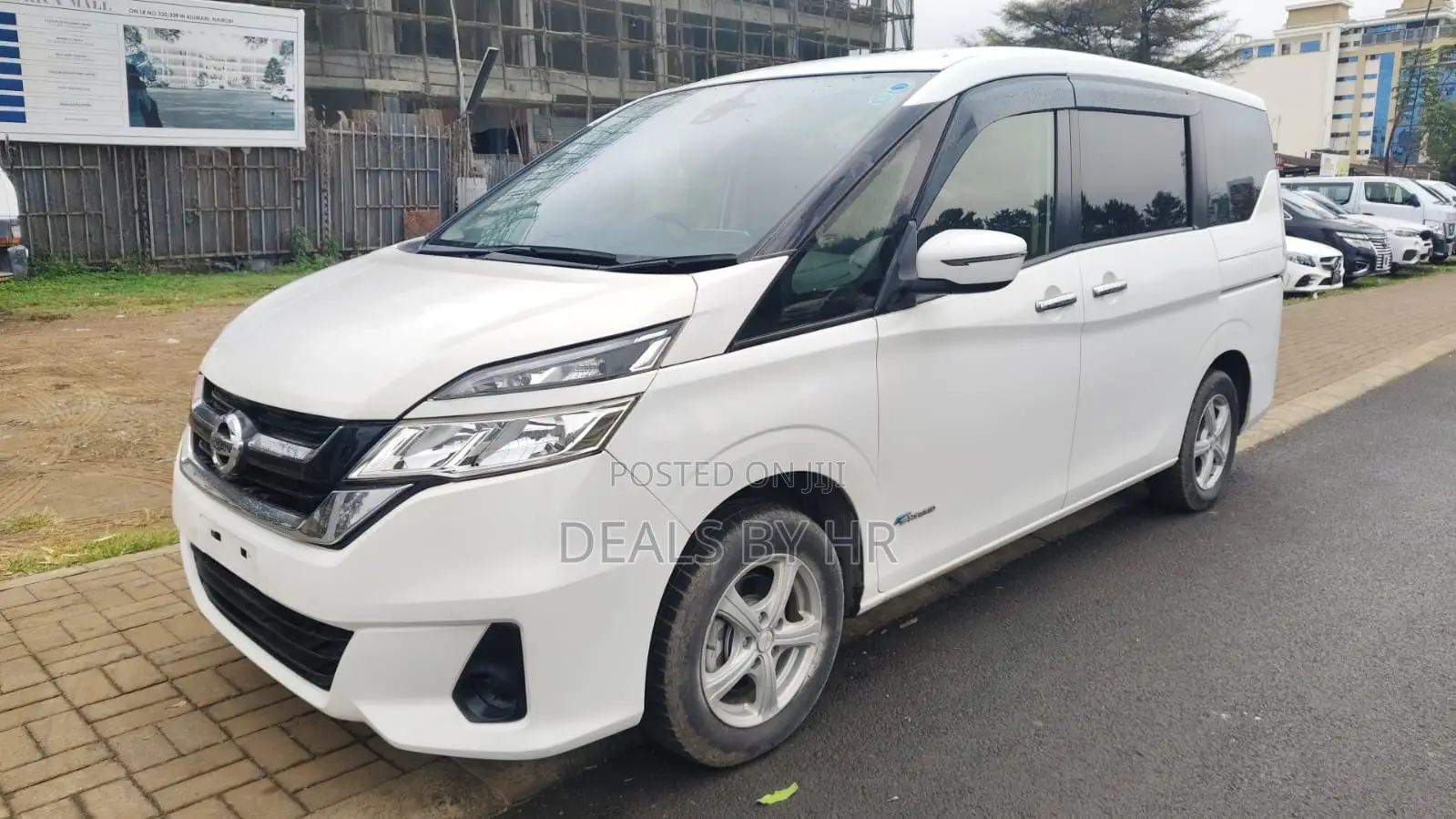 Nissan Serena 2018 White