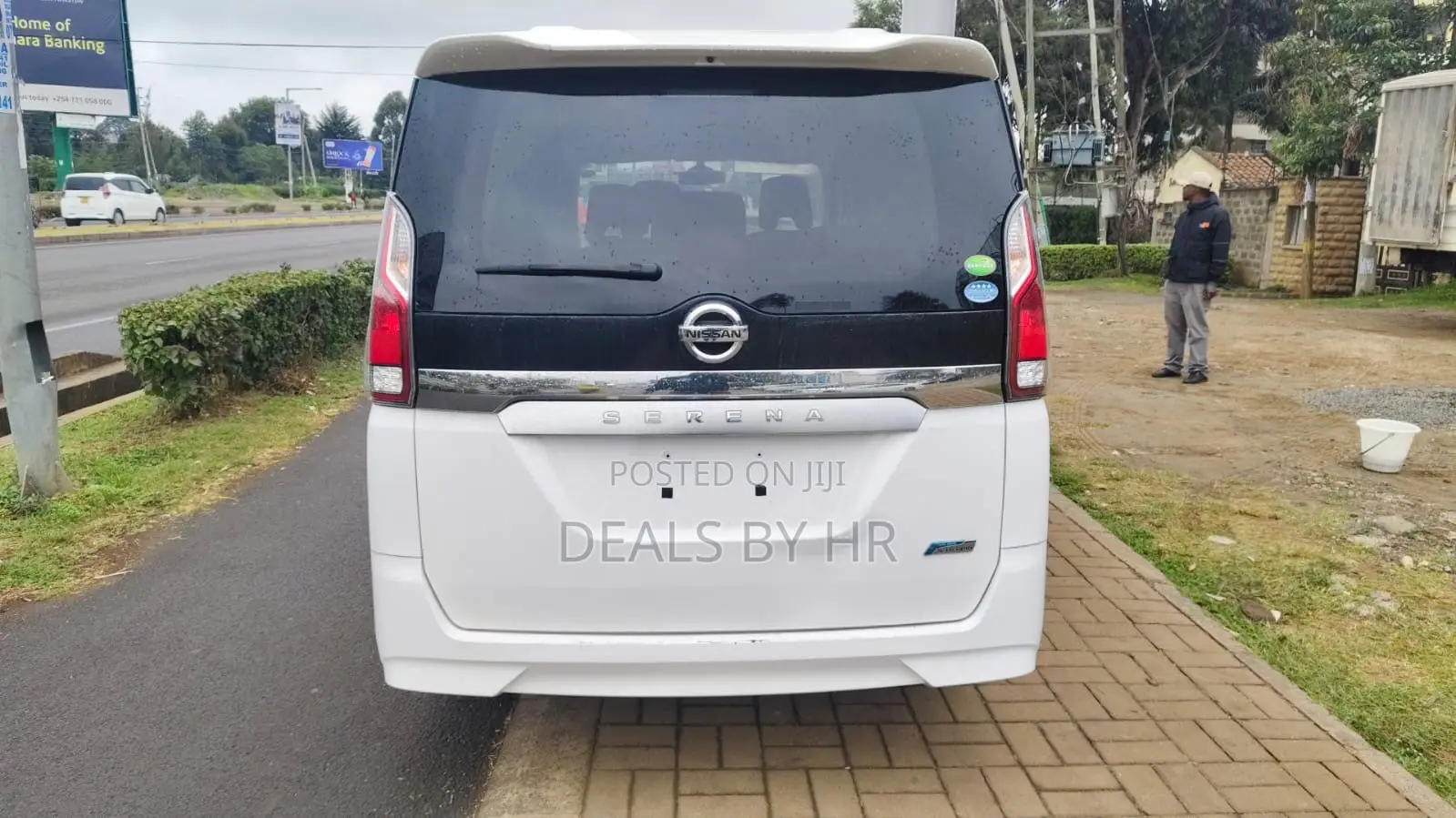 Nissan Serena 2018 White