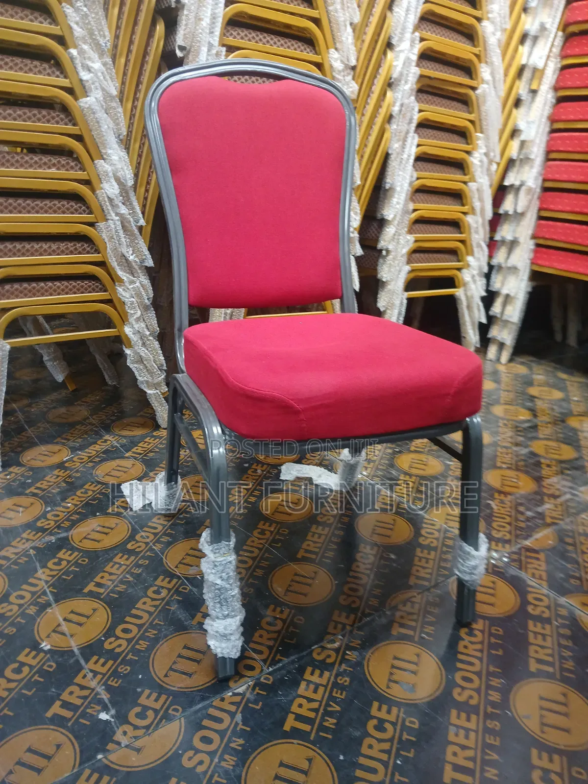 Red Fabric Heavy-Duty Conference Banquet Chair