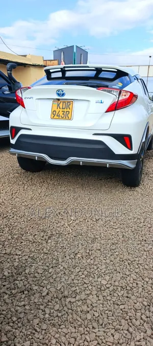 Toyota C-HR 2017 White