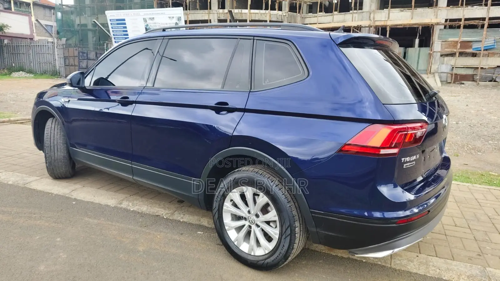 Volkswagen Golf 2022 Blue