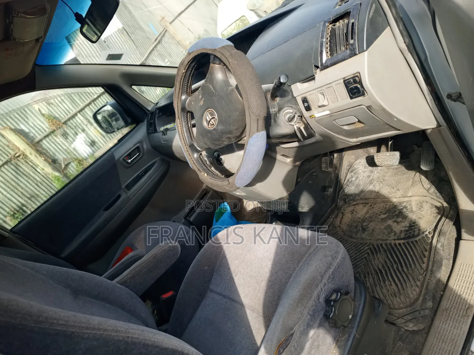 Toyota Noah 2007 Silver