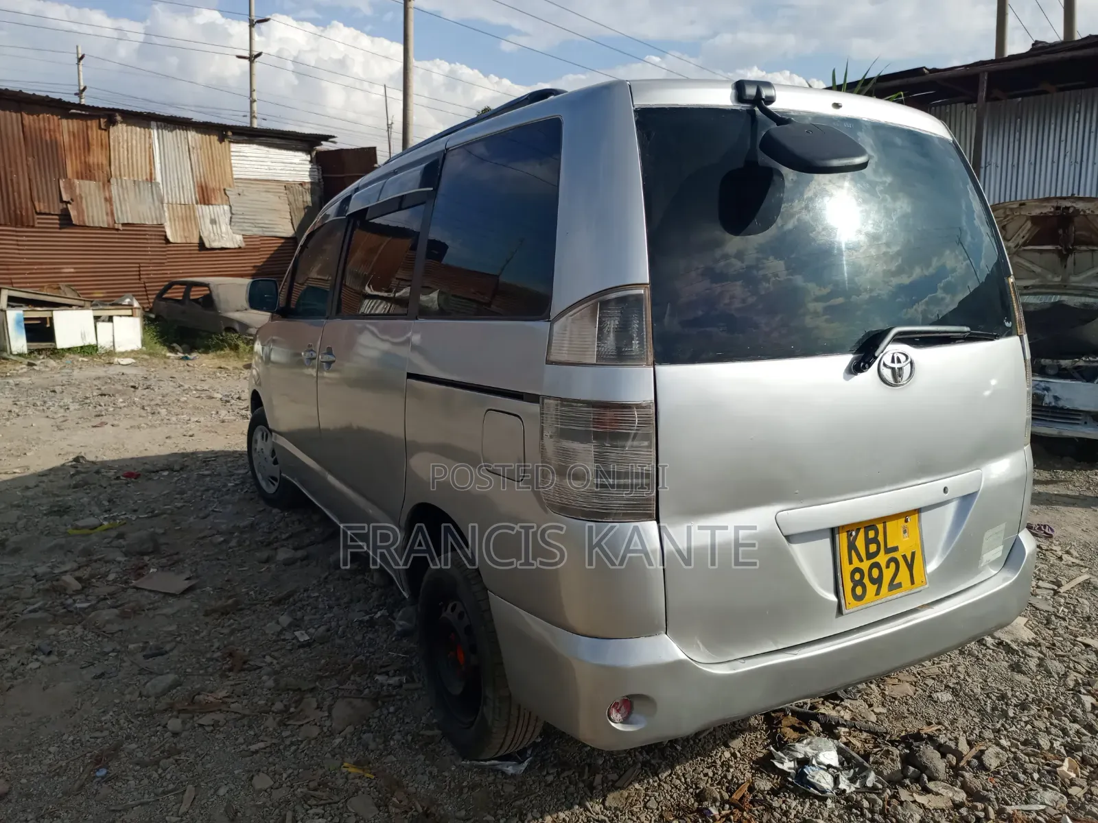 Toyota Noah 2007 Silver