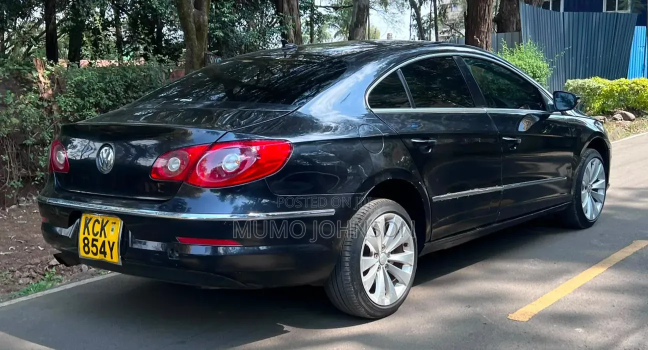 Volkswagen Passat 2.0 Sedan 2010 Black