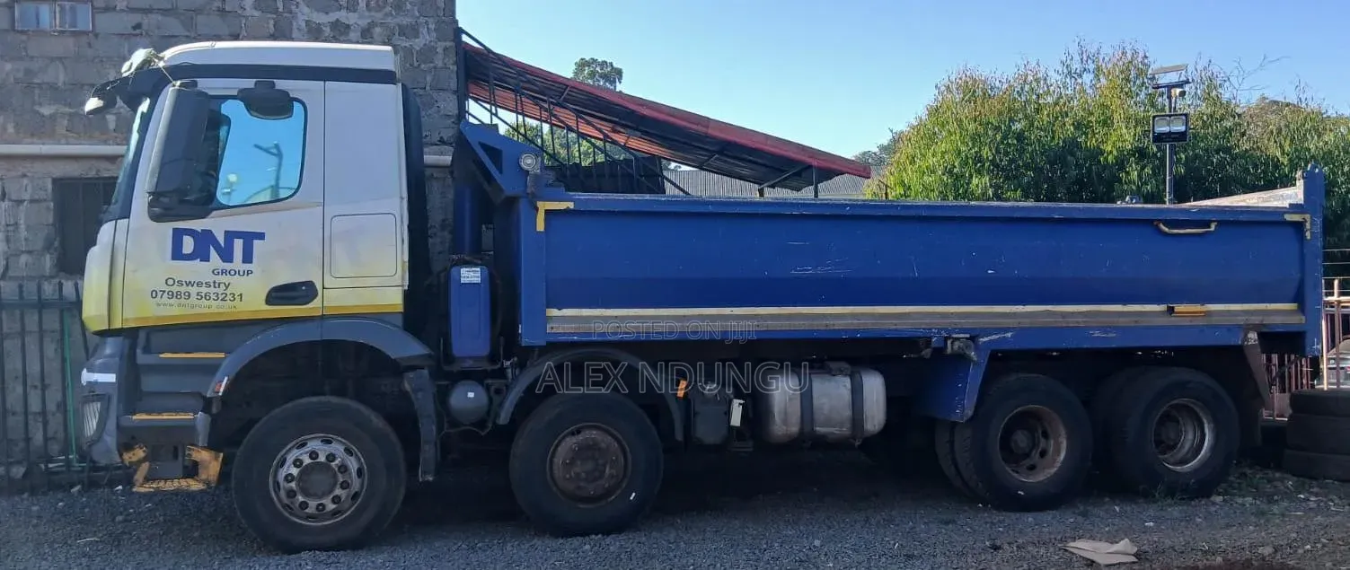 Mercedes Benz Actros 3340