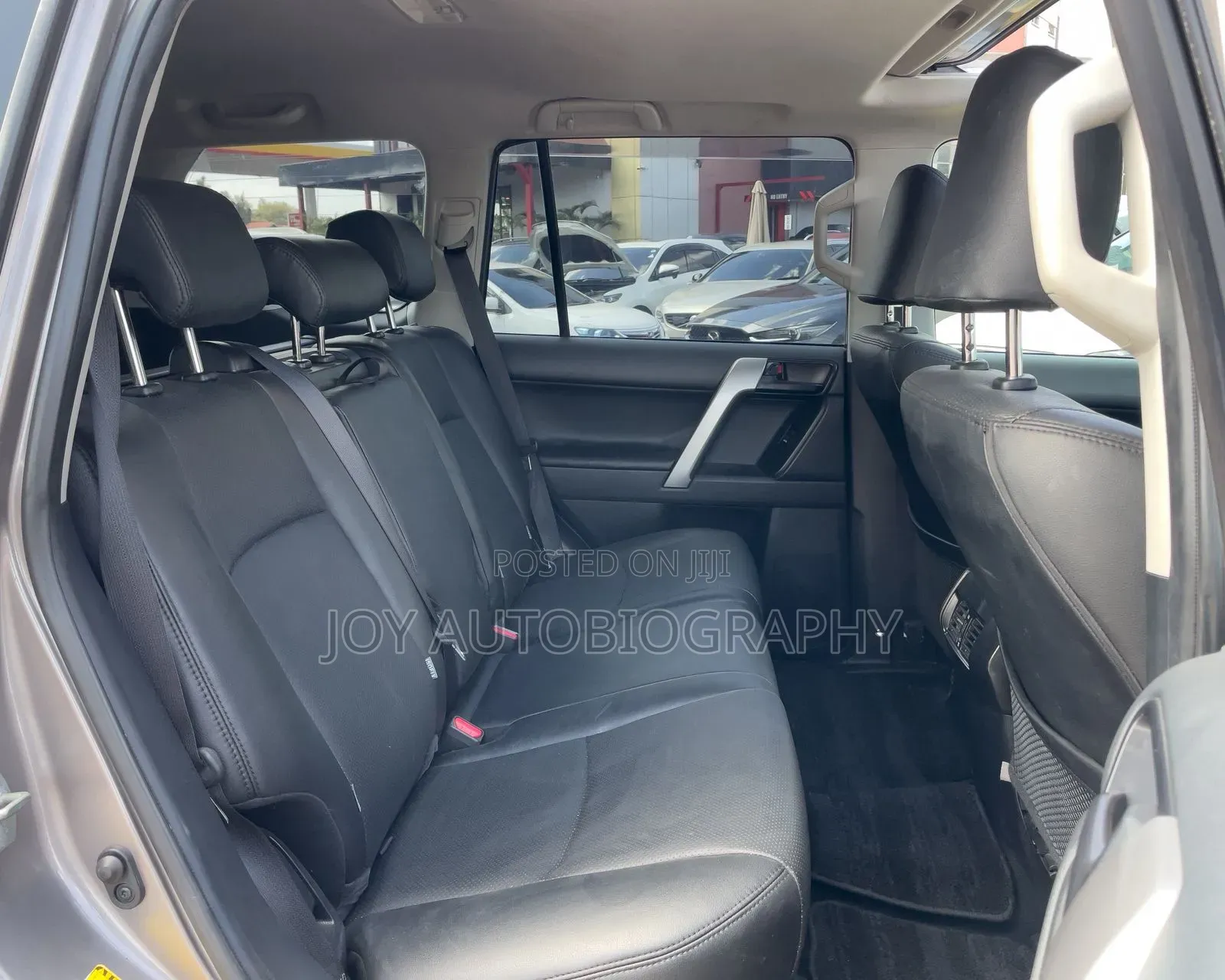 Toyota Land Cruiser Prado 2017 Silver