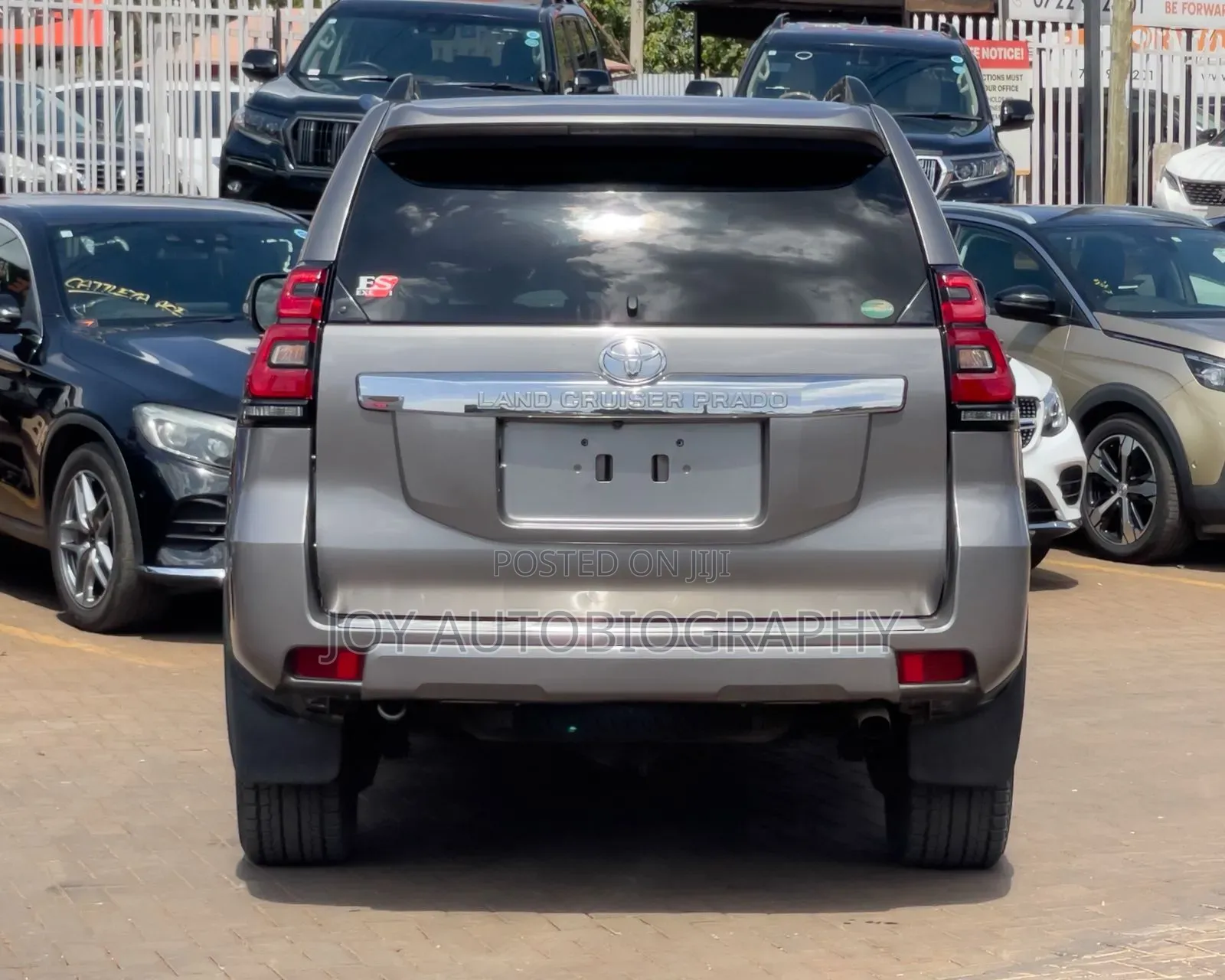 Toyota Land Cruiser Prado 2017 Silver