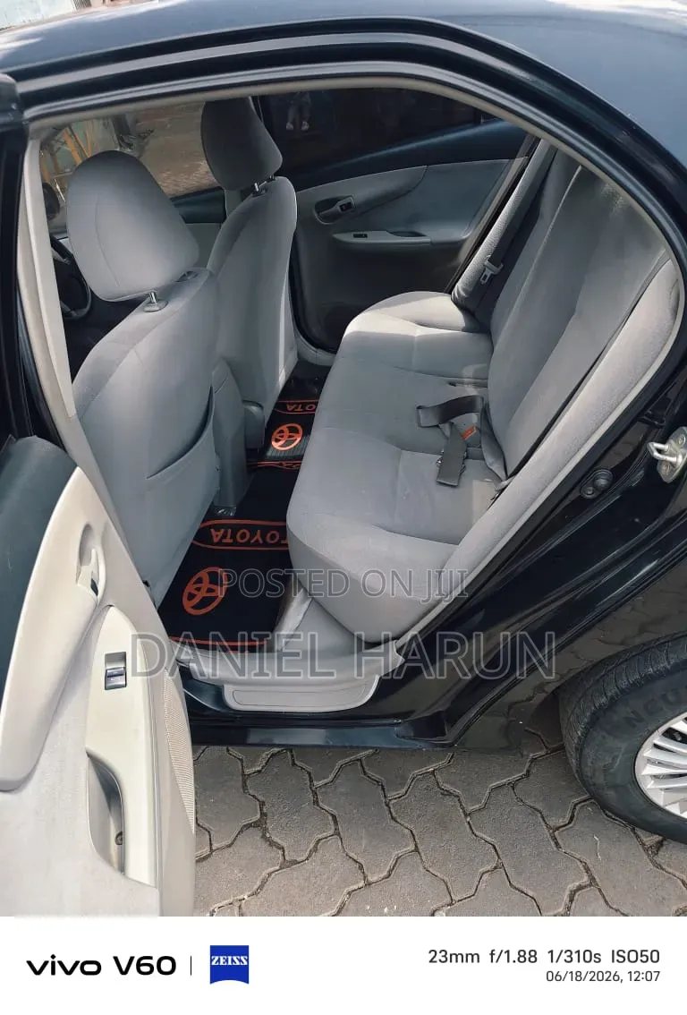 Toyota Axio 1.5 G 2WD 2012 Black
