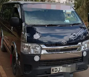 Toyota HiAce 2016 Blue