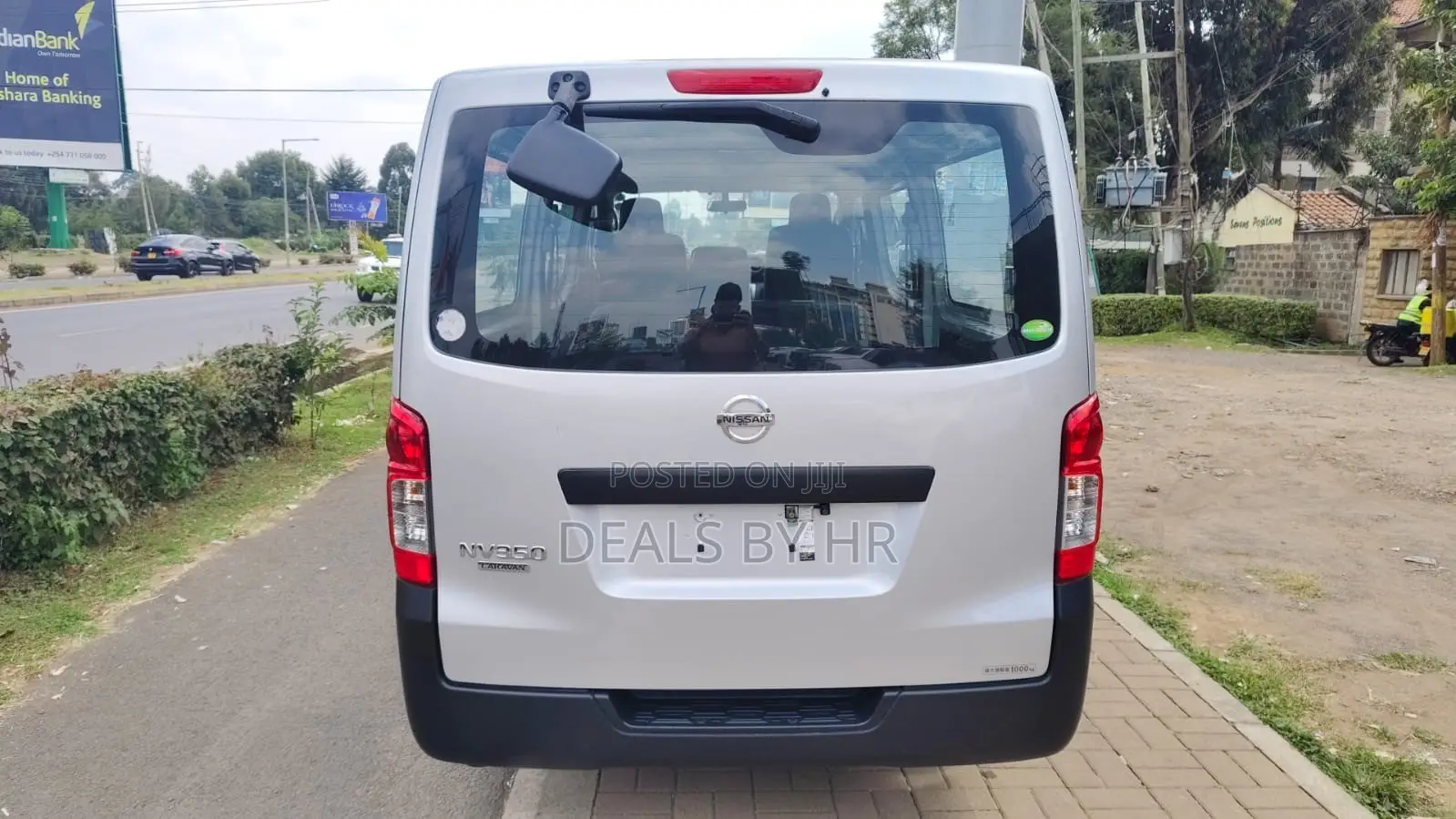 Nissan NV350 2019 Silver