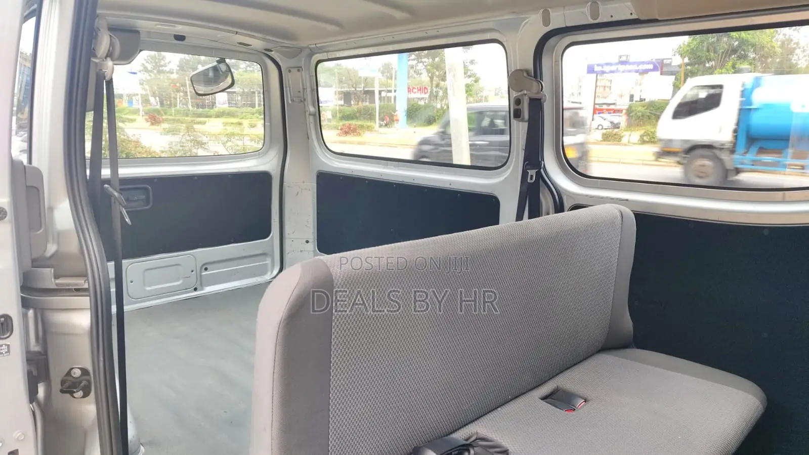 Nissan NV350 2019 Silver
