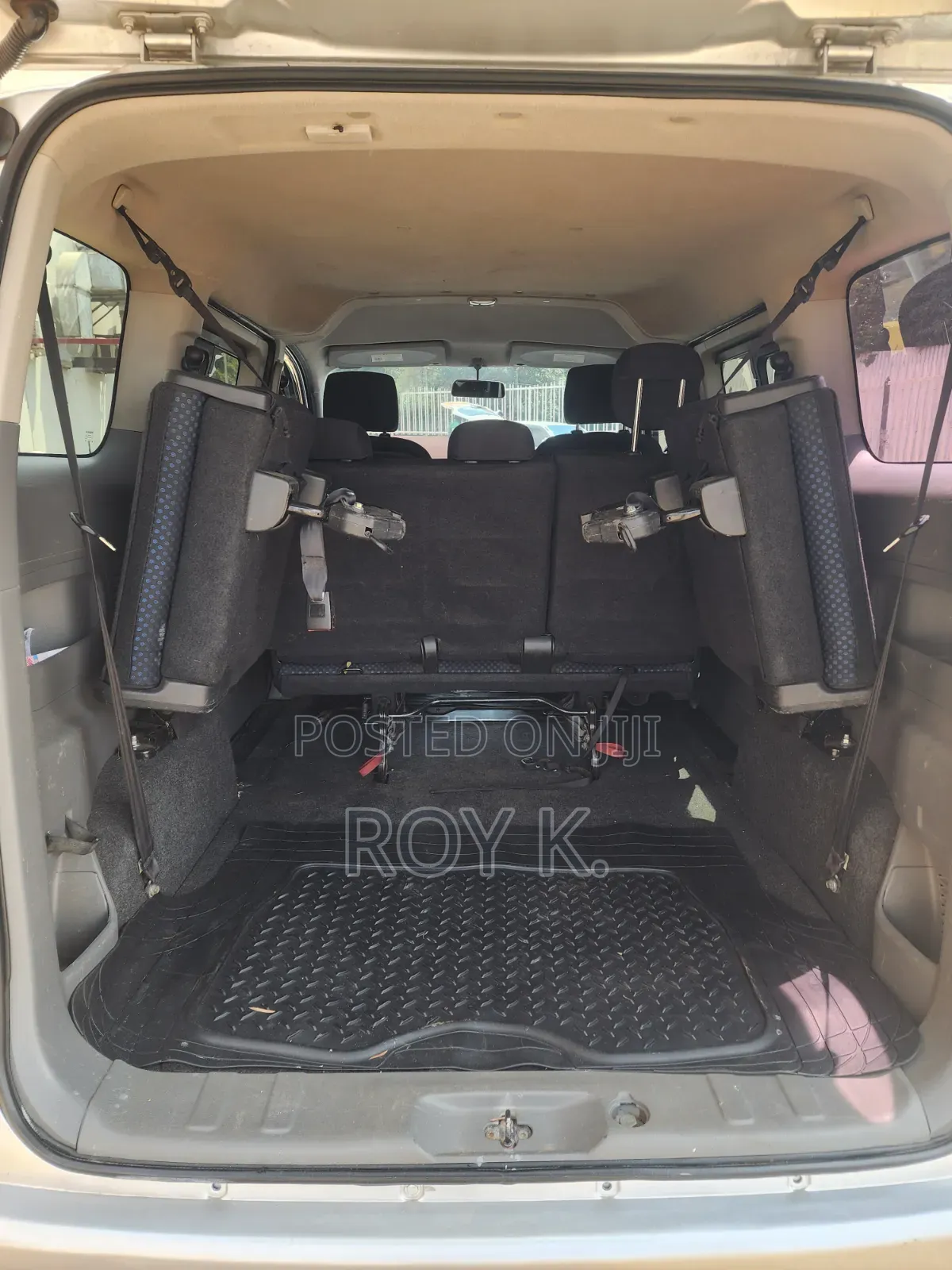 Nissan NV200 2009 Silver