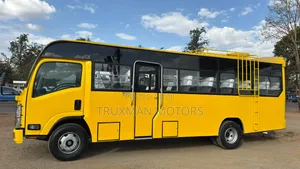 Isuzu NQR 2022 Yellow