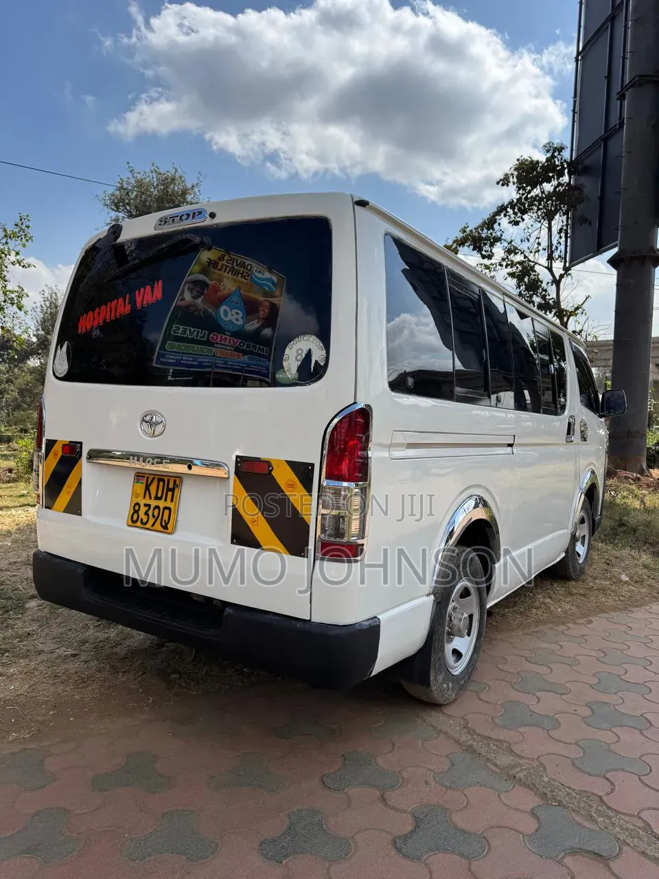 Toyota HiAce 2015 White