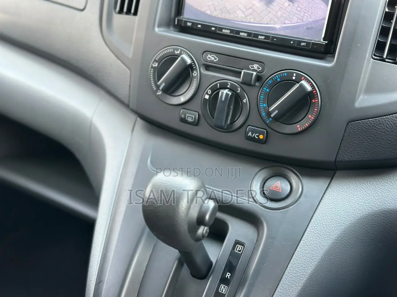 Nissan NV350 2019 Gray