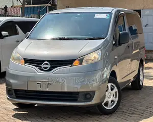 Nissan NV350 2019 Gray