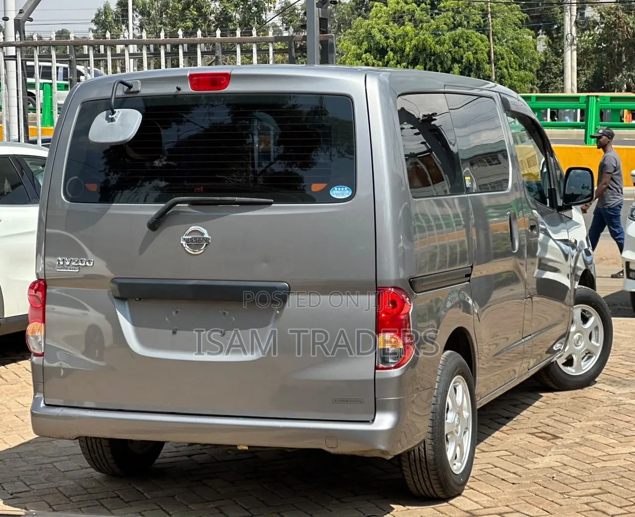 Nissan NV350 2019 Gray