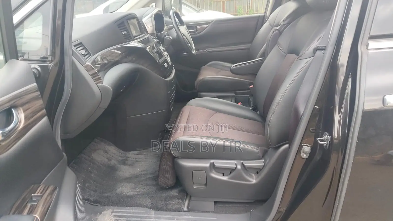Nissan Elgrand 2019 Black