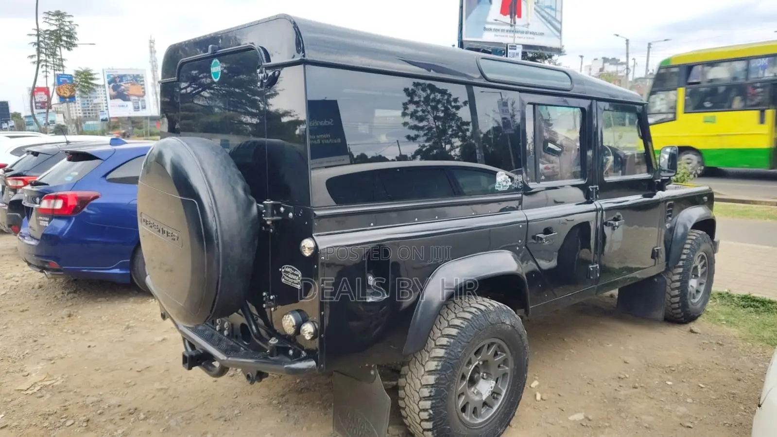 Land Rover Defender Puma 110 2.4 TD 2010 Black
