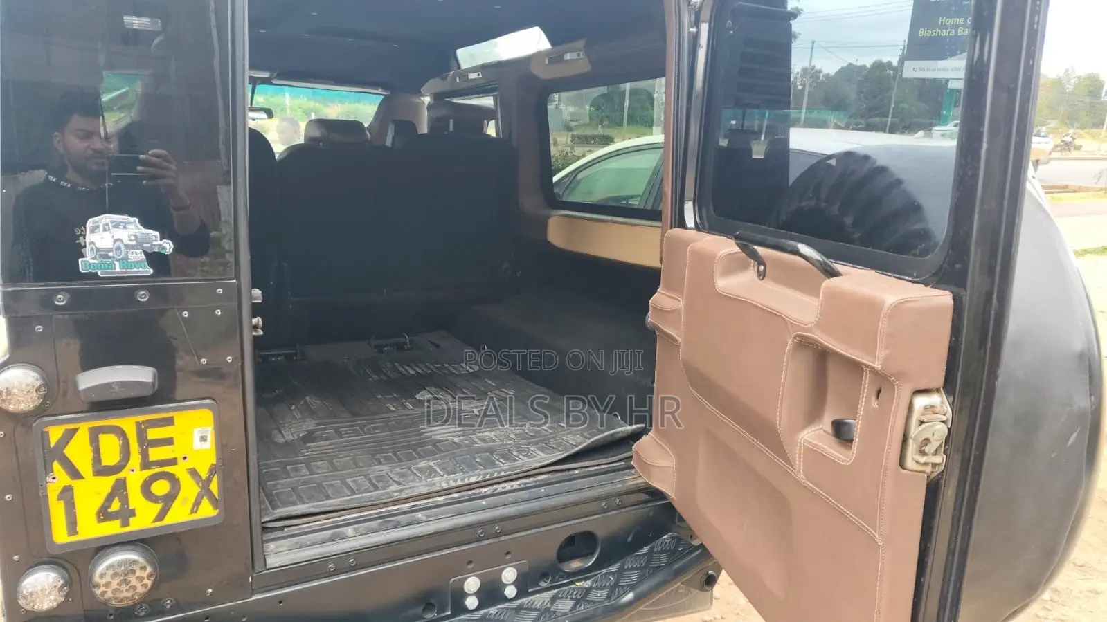 Land Rover Defender Puma 110 2.4 TD 2010 Black