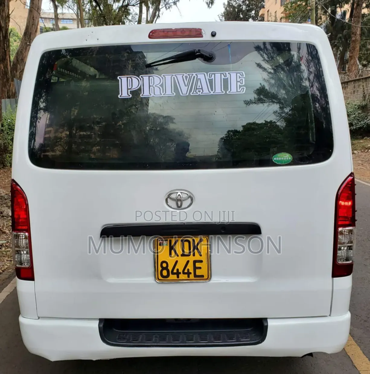 Toyota HiAce 2016 White