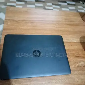 Laptop HP 250 G4 4GB Intel Core i5 HDD+SSD 250GB