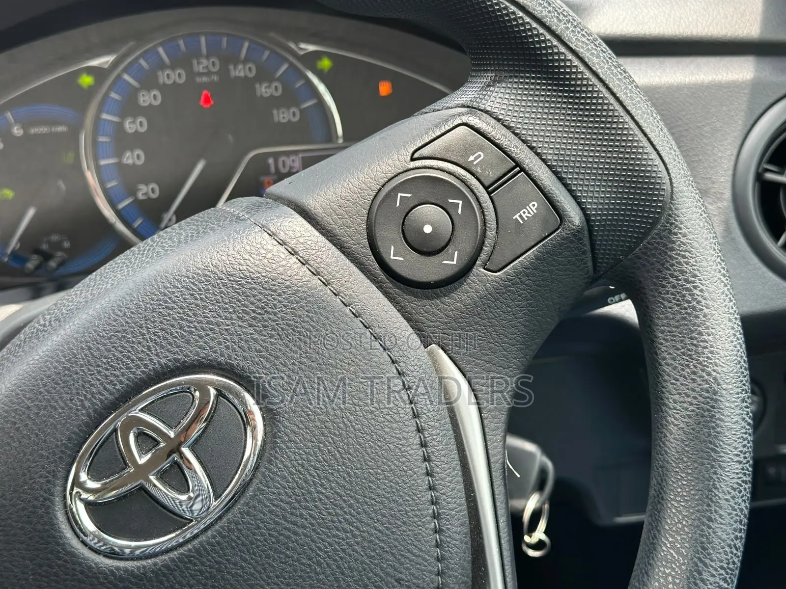 Toyota Axio 1.5 Hybrid G 2WD 2019 Silver