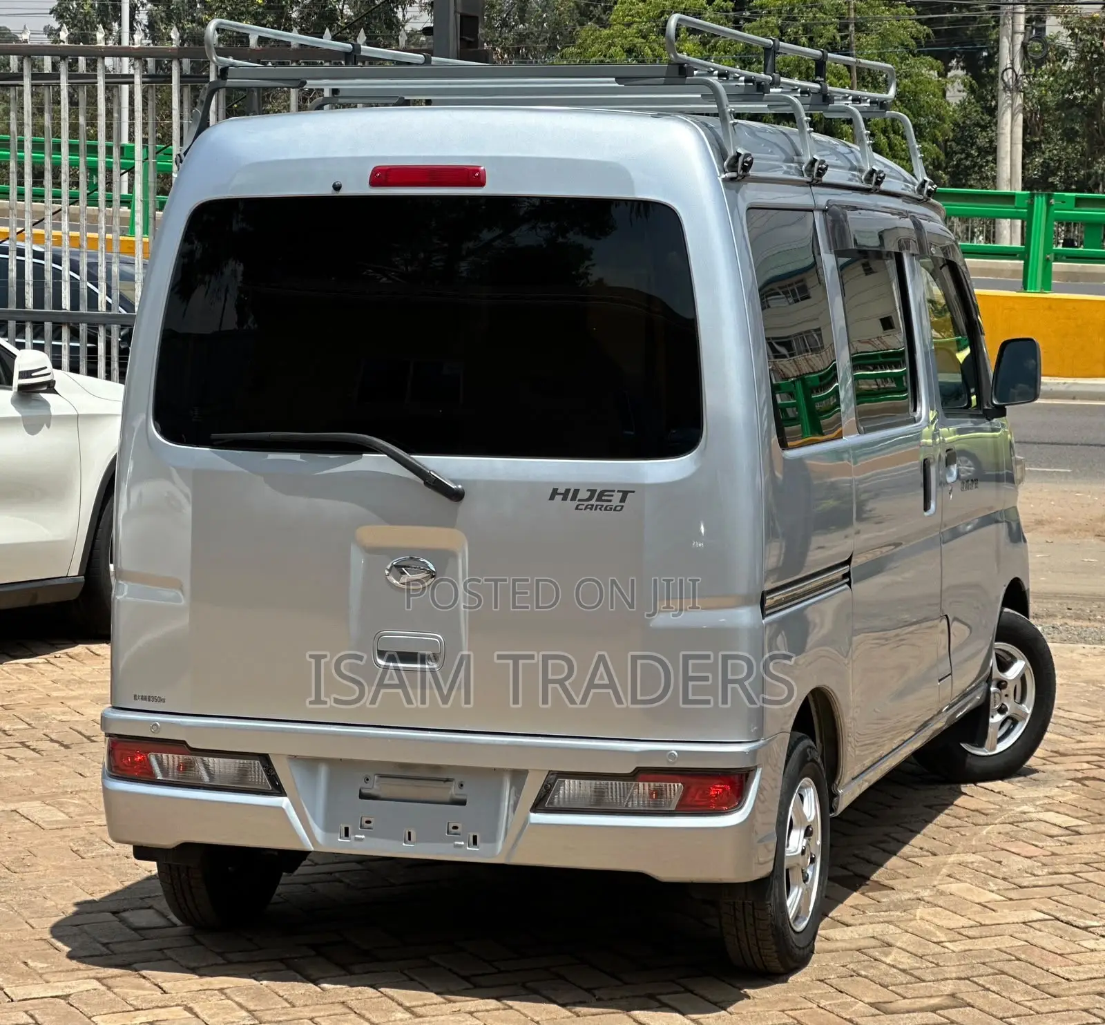 Daihatsu Hijet 2020 Silver