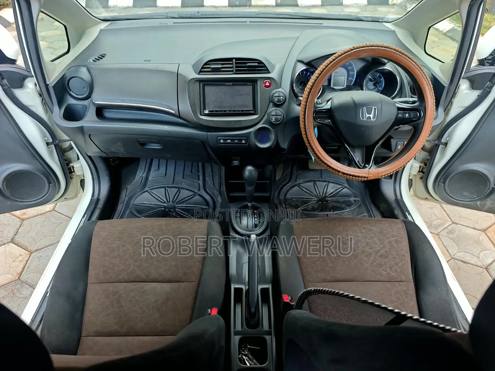 Honda Fit Shuttle 2015 White