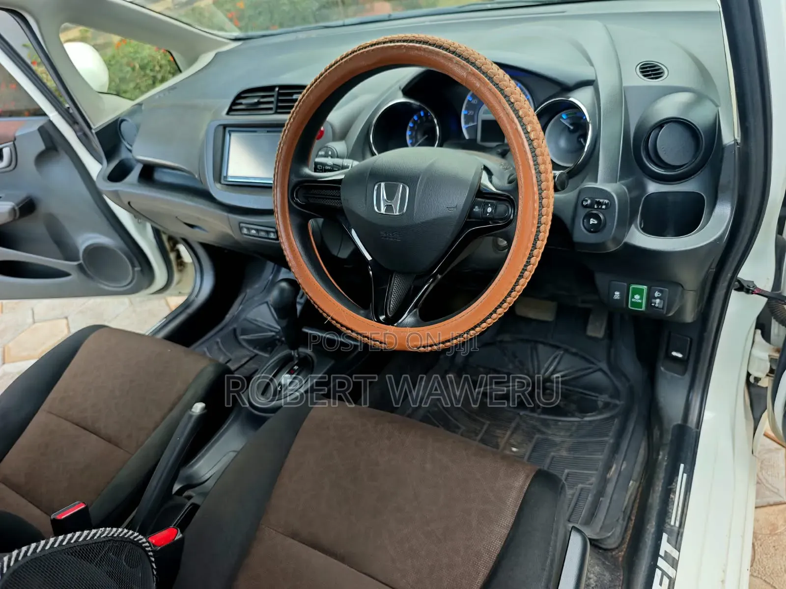 Honda Fit Shuttle 2015 White