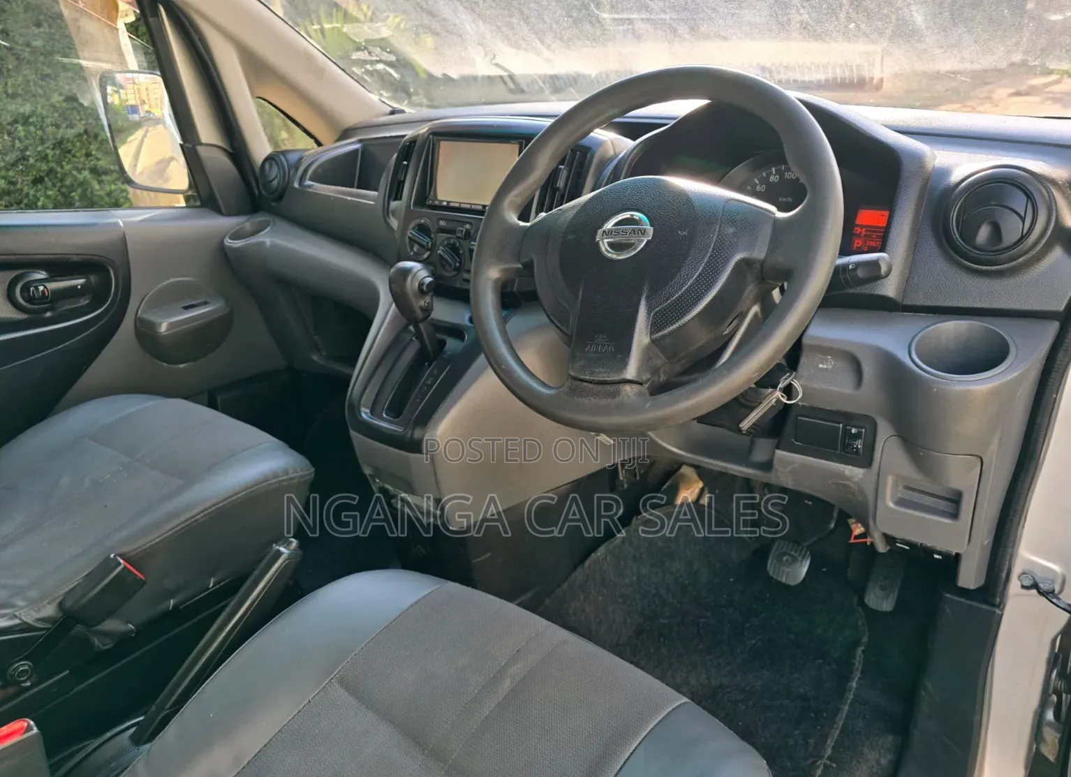 Nissan NV200 2011 Silver
