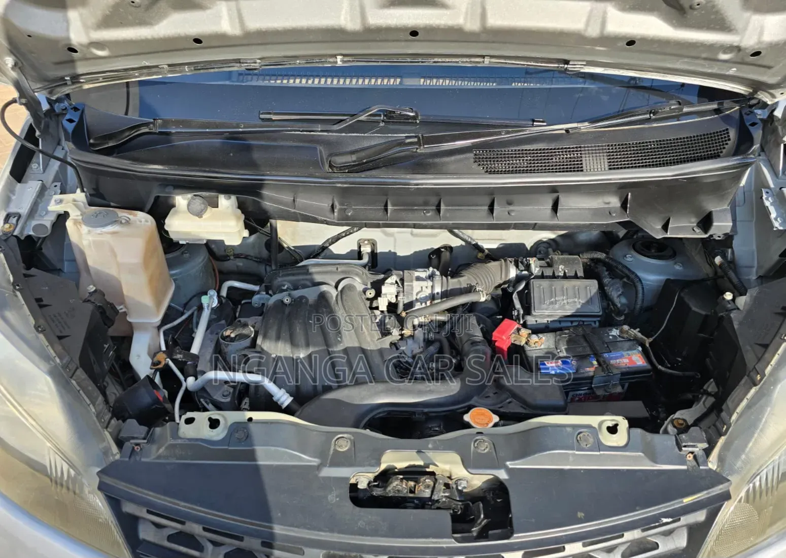 Nissan NV200 2011 Silver