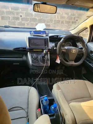 Toyota Wish 2009 Silver