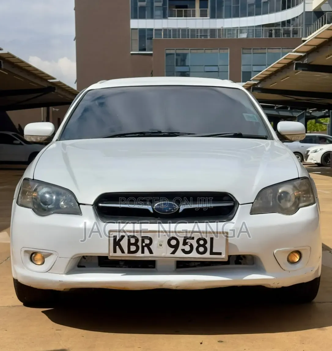 Subaru Legacy 2005 White