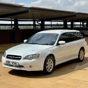 Subaru Legacy 2005 White