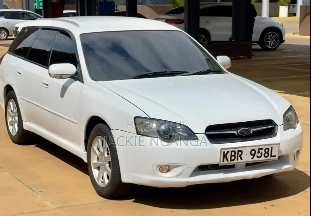 Subaru Legacy 2005 White