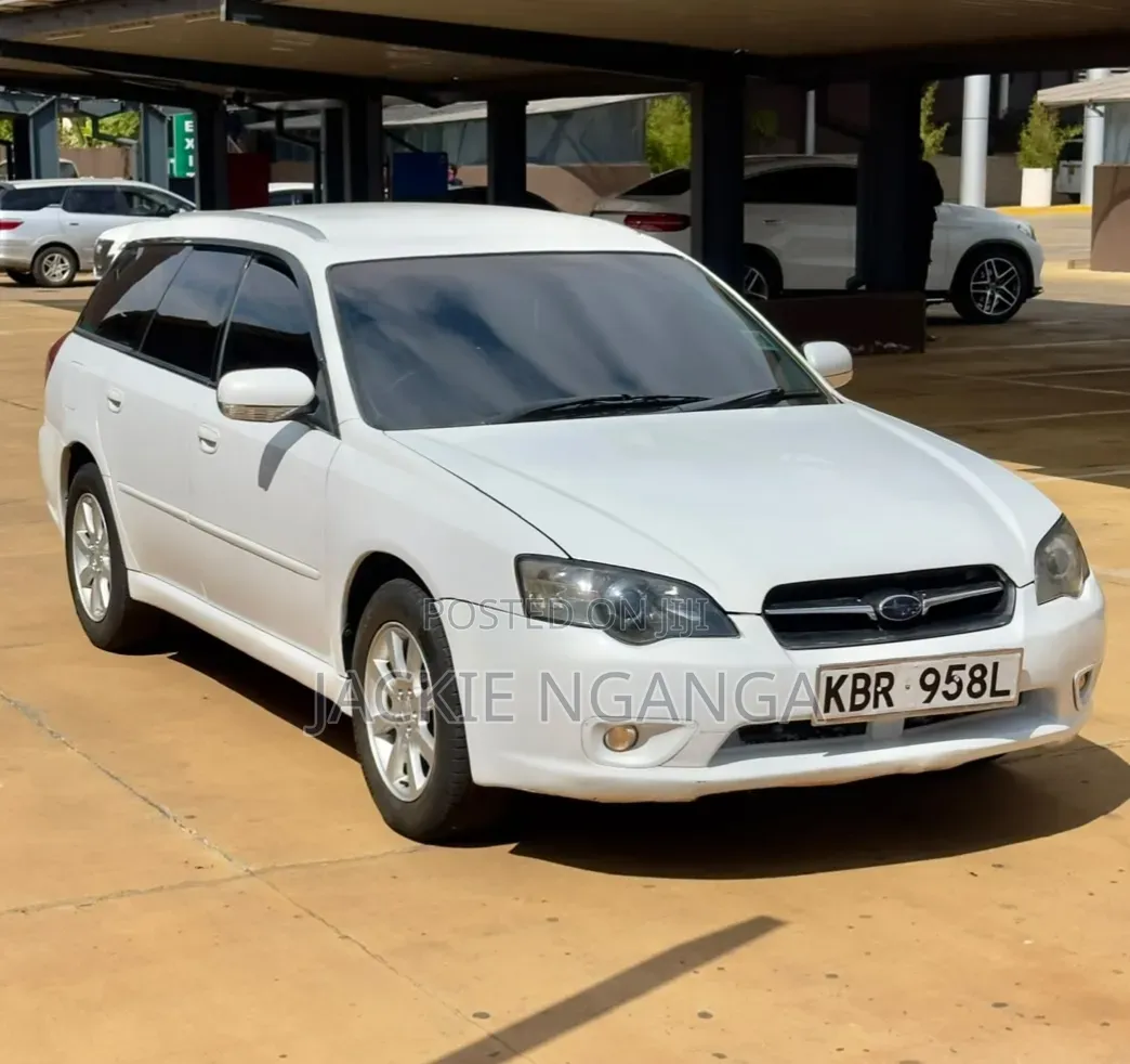 Subaru Legacy 2005 White
