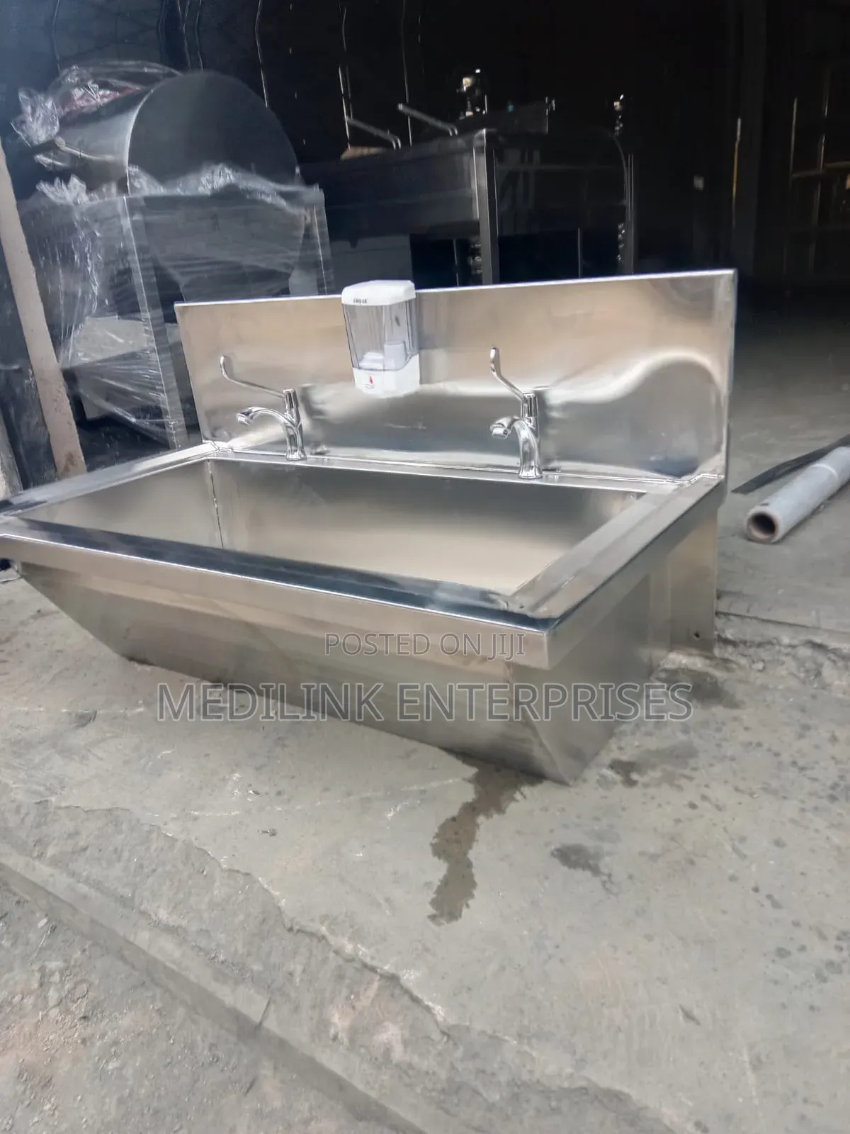 Corian Stainless Steel Washing Wall Sink