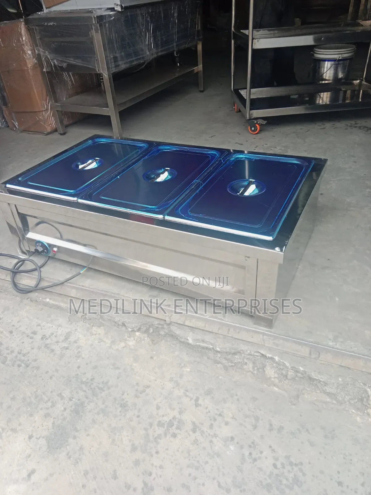 Customized Tables 3- Insert Food Warmer
