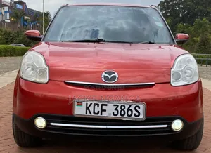 Mazda Verisa 2008 Red