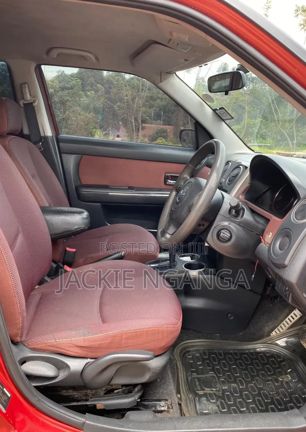 Mazda Verisa 2008 Red