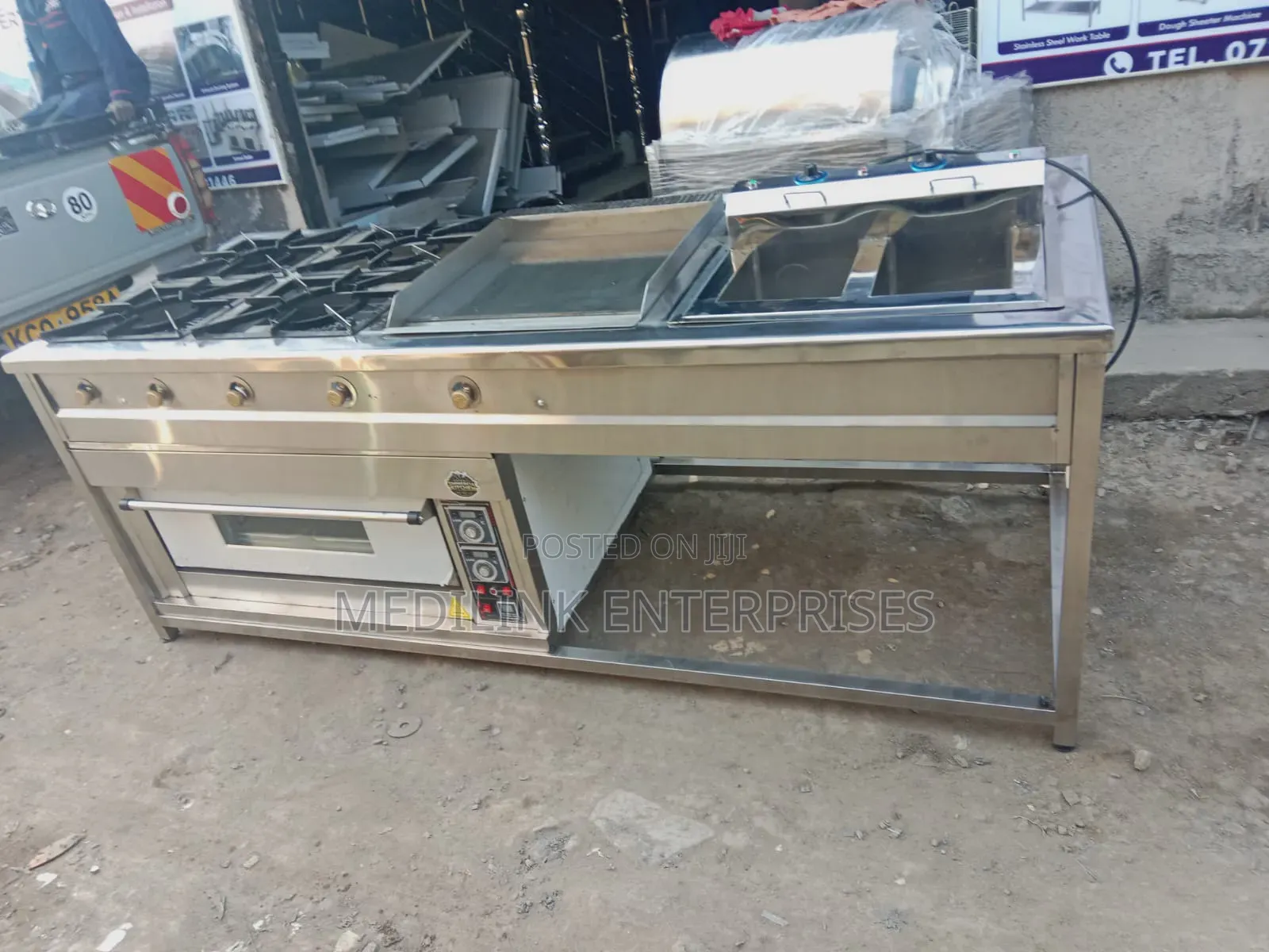 Modern Combined Cooker (4-Burner+grindle+double Fryers)