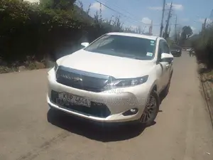 Toyota Harrier 2018 White