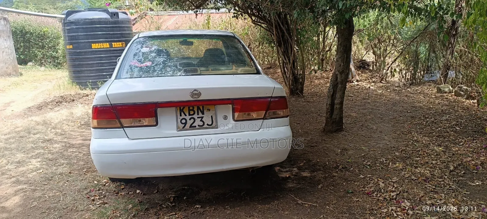 Nissan Sunny 2005 White